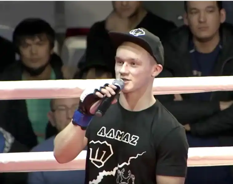 ALMAZ FIGHT TEAM новый боец команды Иван Саковцев яркий дебют. ALMAZ FIGHT TEAM новый боец команды Иван Саковцев яркий дебют.